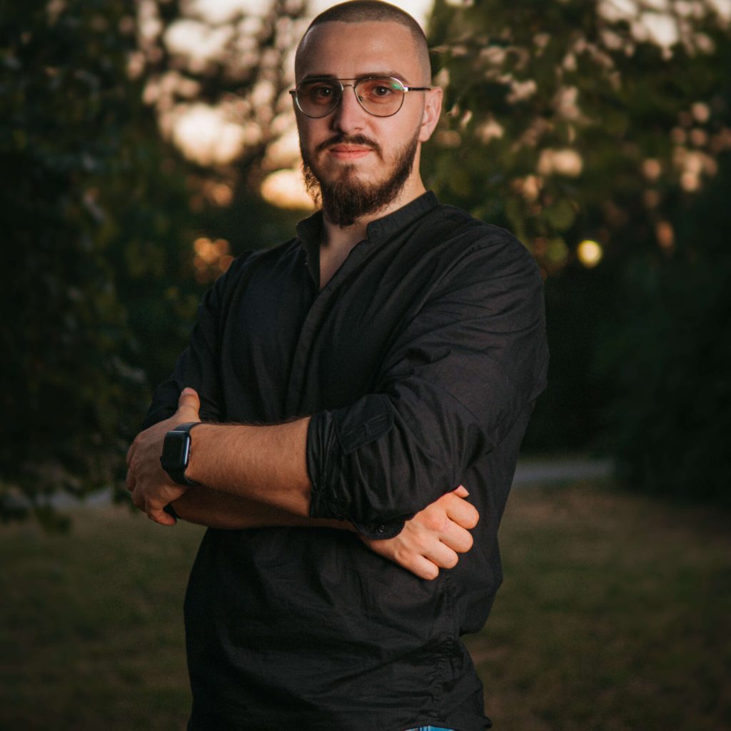 Kristiyan (1)